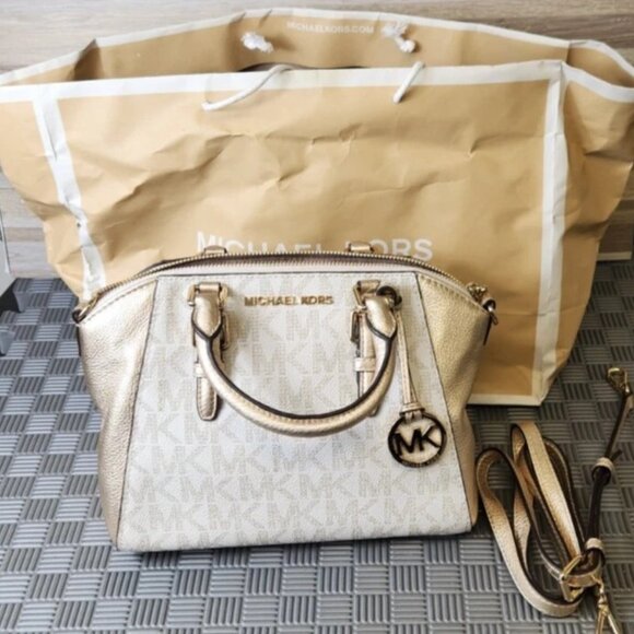 New Michael Kors Gold Ciara Eva Nylon Medium Cross Body Messenger Tall Zip Tote - Picture 1 of 15